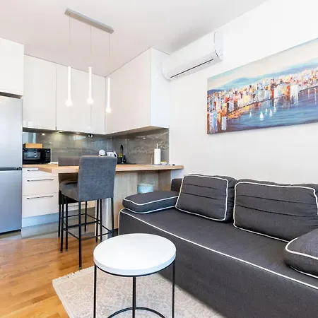 Apartment Lux Retreat *